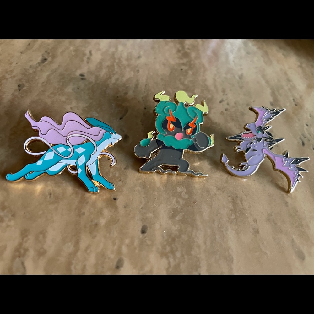 3 Pokémon Pins